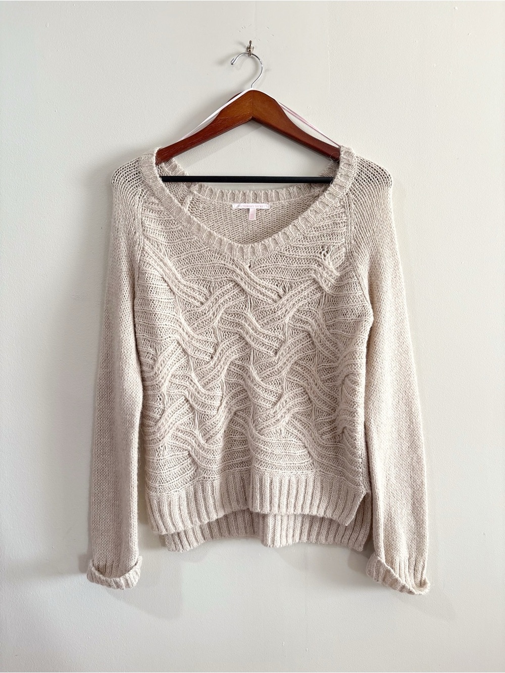 Victoria’s Secret Sweater Women M Beige Cable Knit Wool Mohair Cozy